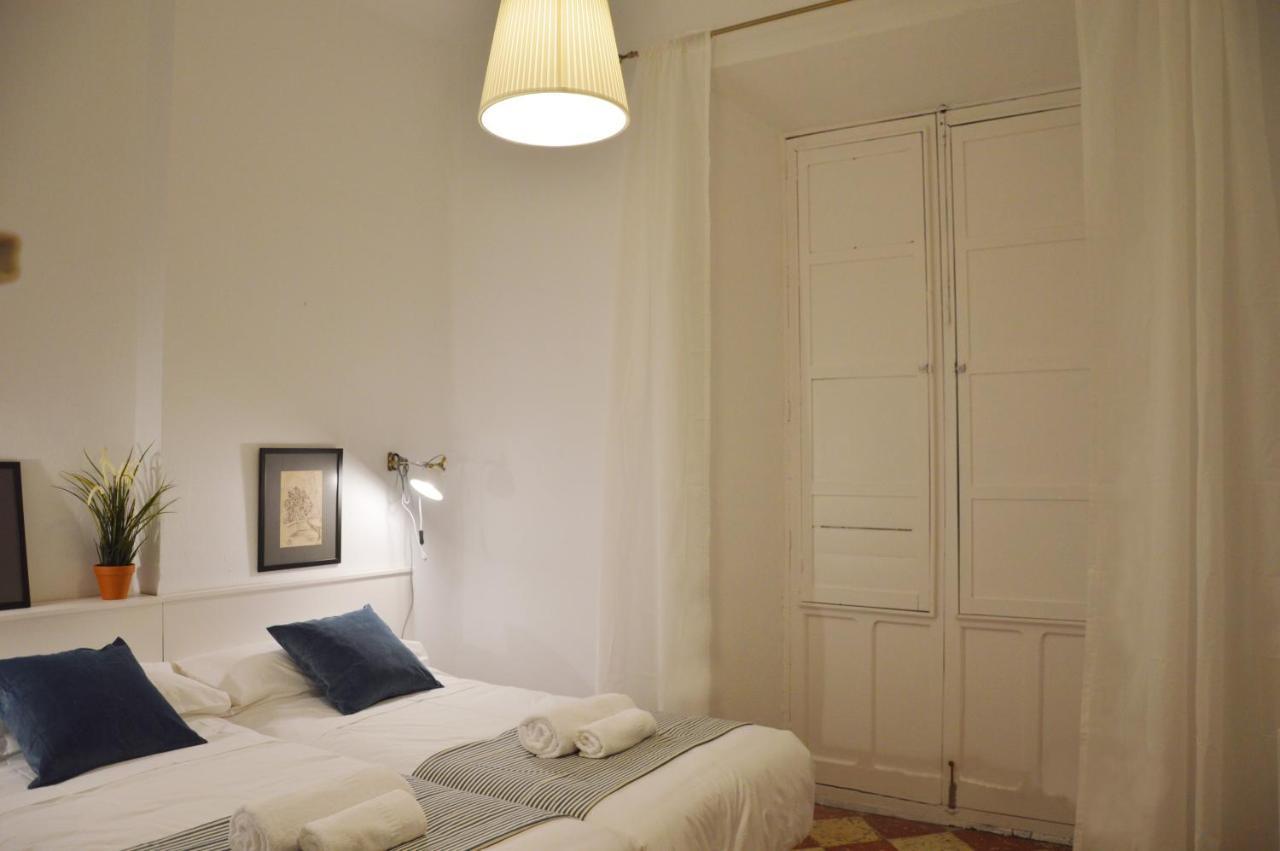 Apartamento Colon 32 Sevilla Kültér fotó